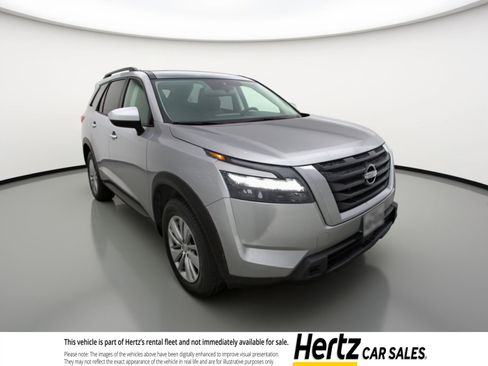 Used 2025 Nissan Pathfinder SV FWD image 1
