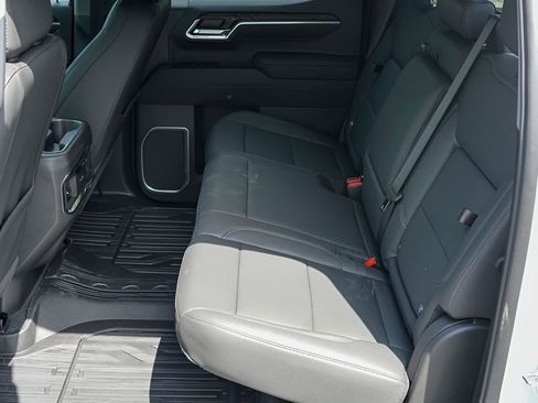 New 2026 GMC Sierra 1500 SLT RWD image 20