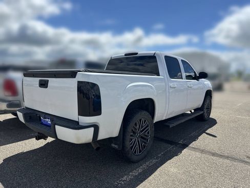 Used 2008 GMC Sierra 1500 SLE w/ Power Pack Plus AWD/4WD image 3