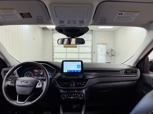 Used 2022 Ford Escape SEL w/ SEL Stealth AWD Package image 27