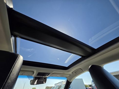 Used 2022 Lexus ES 350 w/ Premium Package image 14