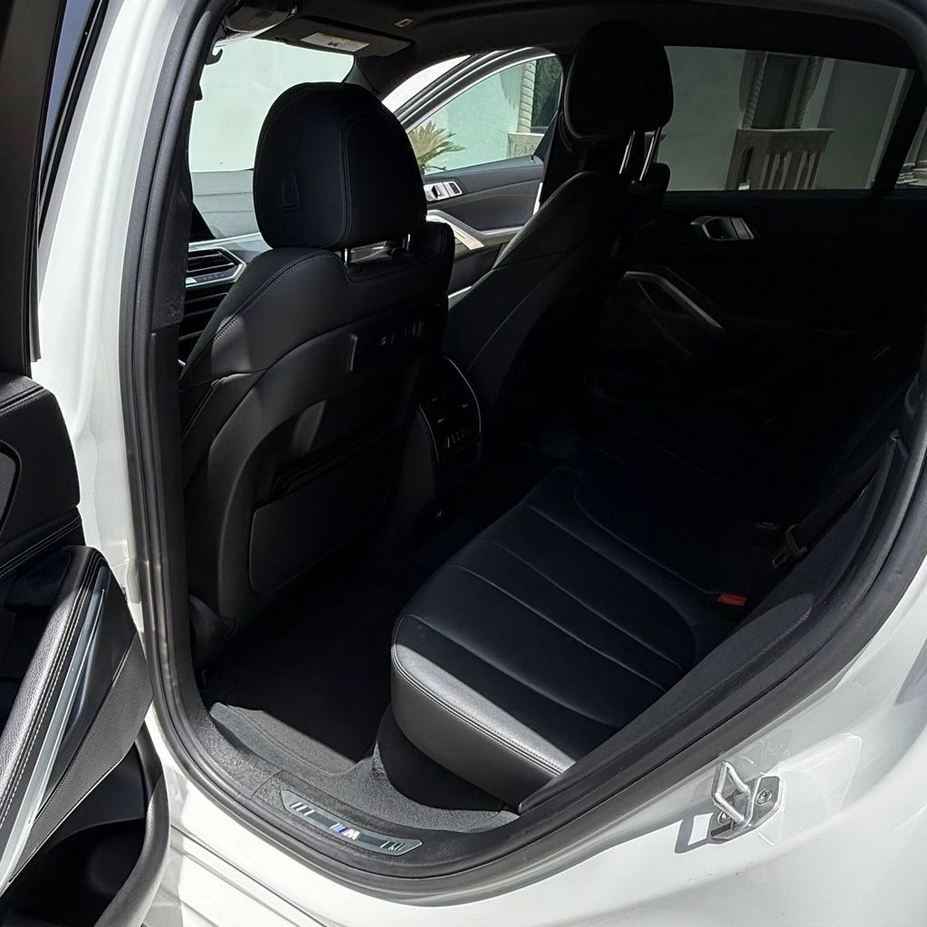 Used 2021 BMW X6 sDrive40i w/ M Sport Package RWD image 15