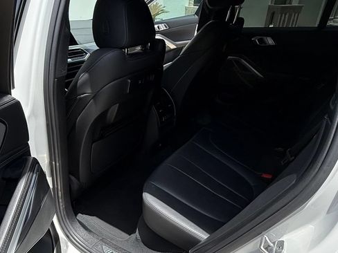 Used 2021 BMW X6 sDrive40i w/ M Sport Package RWD image 15