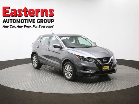 Used 2021 Nissan Rogue Sport S image 48