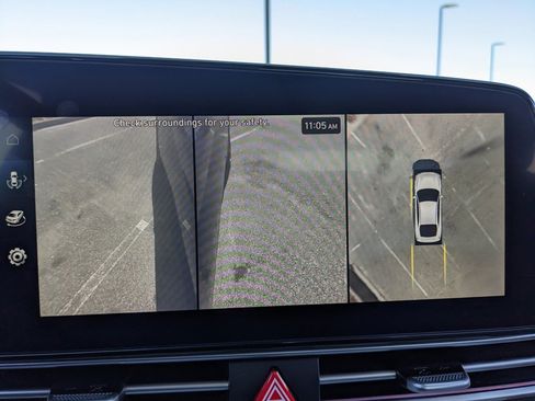 Used 2024 Hyundai Elantra Limited image 30