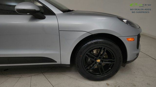 Used 2019 Porsche Macan AWD/4WD image 37