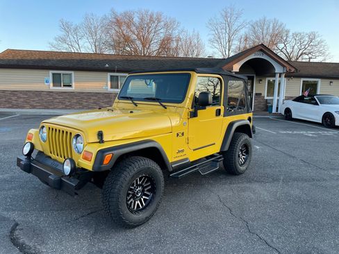 Used 2006 Jeep Wrangler X AWD/4WD image 24