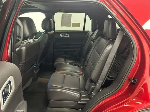 Used 2014 Ford Explorer Limited w/ Equipment Group 302A AWD/4WD image 19