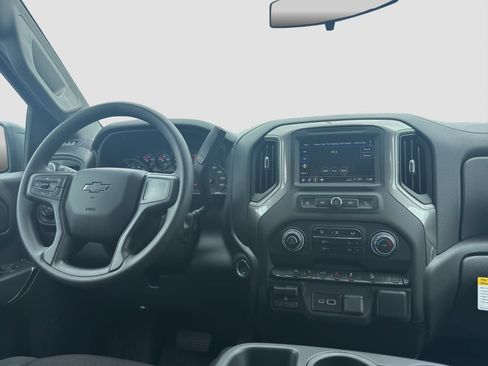 Used 2026 Chevrolet Silverado 1500 Custom Trail Boss w/ Midnight Edition AWD/4WD image 14
