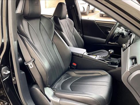 Used 2023 Lexus ES 350 F Sport w/ Accessory Package (Z2) image 9