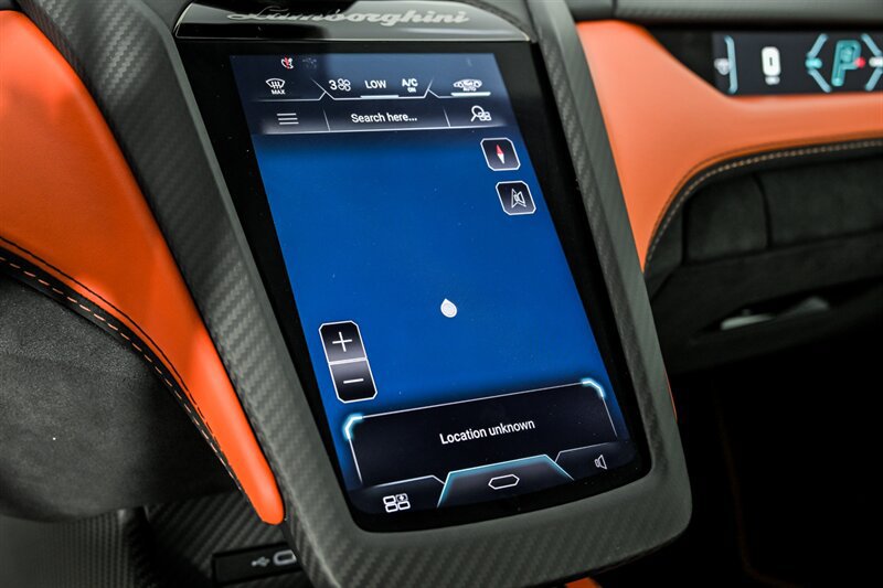 Used 2024 Lamborghini Revuelto AWD/4WD image 55