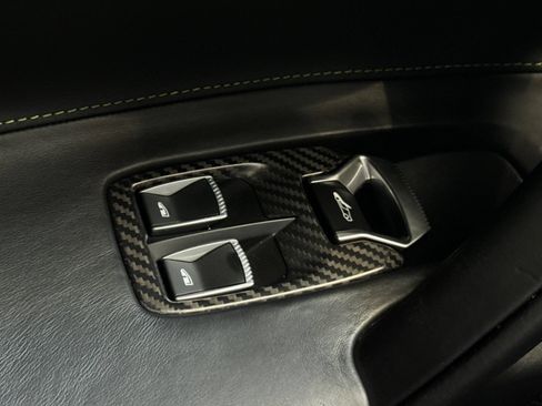 Used 2022 McLaren 765LT RWD image 14