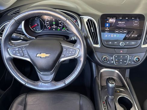 Used 2019 Chevrolet Malibu Hybrid w/ Leather Package FWD image 30