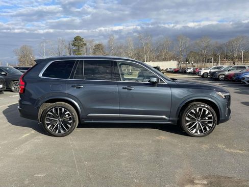 Used 2025 Volvo XC90 B5 Plus image 30