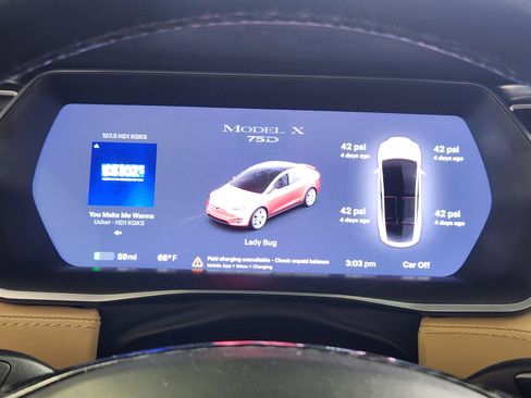 Used 2016 Tesla Model X image 21