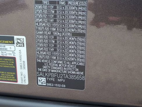 New 2026 Land Rover Range Rover Long Wheelbase SE AWD/4WD image 22