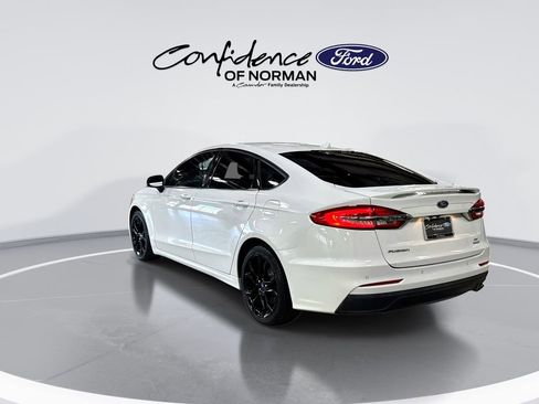 Used 2020 Ford Fusion SE w/ Equipment Group 151A image 6