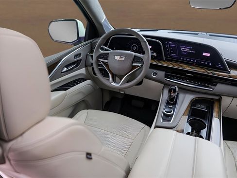 Certified 2023 Cadillac Escalade ESV Premium Luxury Platinum image 30