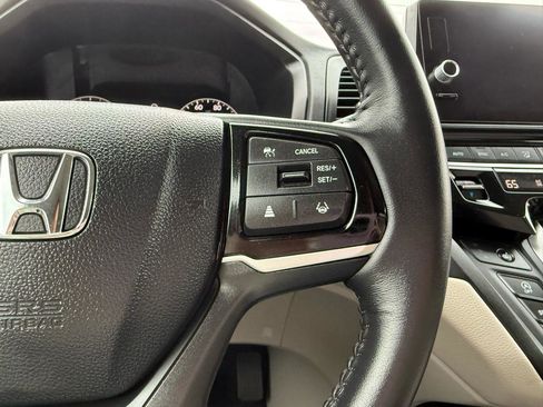 Used 2025 Honda Odyssey EX-L image 31