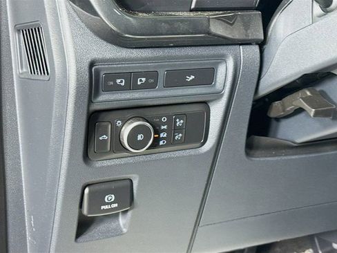 Certified 2022 Ford F150 XLT w/ Equipment Group 302A High image 10