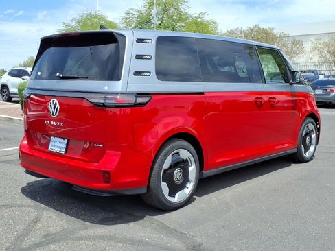 New 2025 Volkswagen ID. Buzz Pro S Plus AWD/4WD image 6