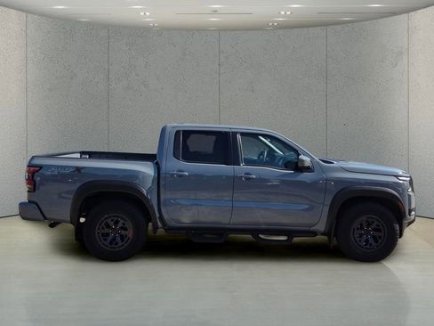 Used 2025 Nissan Frontier Pro-X RWD image 6