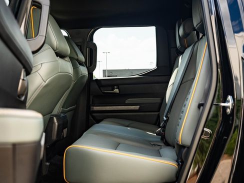 Used 2025 Toyota Tacoma Trailhunter w/ Tow Tech Package image 34