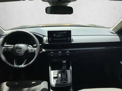 Certified 2025 Honda CR-V EX image 9