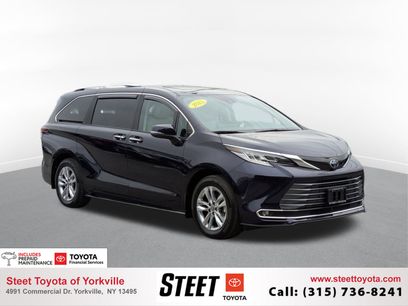 Used 2025 Toyota Sienna Limited