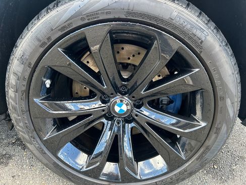 Used 2017 BMW X5 M AWD/4WD image 12