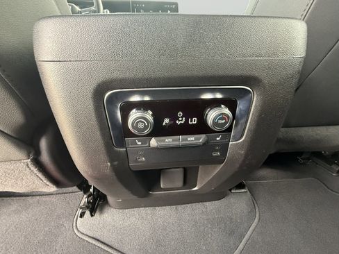 Used 2026 GMC Yukon Elevation AWD/4WD image 26