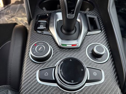 Used 2024 Alfa Romeo Giulia Quadrifoglio w/ Active Assist Plus Package image 21