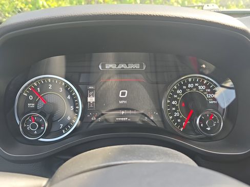 Certified 2025 RAM 1500 Lone Star AWD/4WD image 19