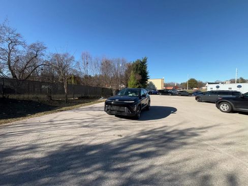 Used 2025 Hyundai Kona SEL image 16