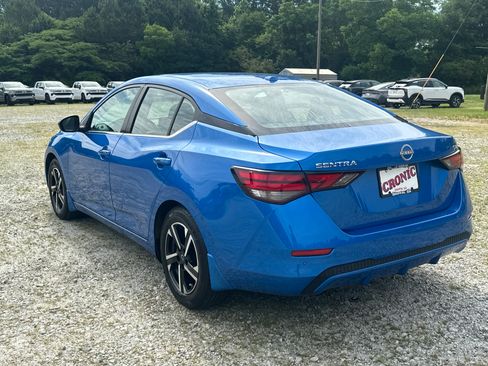 Used 2024 Nissan Sentra SV FWD image 7