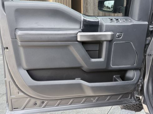 Used 2022 Ford F250 Platinum AWD/4WD image 15