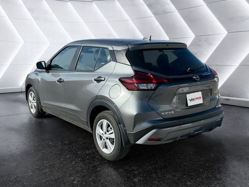 Used 2025 Nissan Kicks Play S image 6