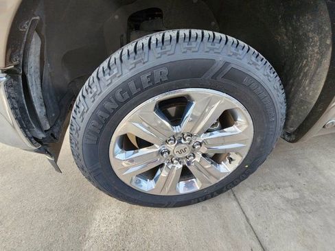 Used 2018 Ford F150 King Ranch w/ Equipment Group 601A Luxury image 9