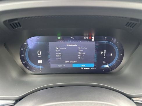 Certified 2025 Volvo XC60 B5 Plus image 26