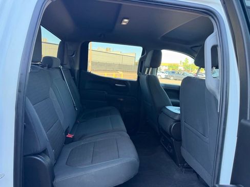 Used 2020 Chevrolet Silverado 1500 LT image 15