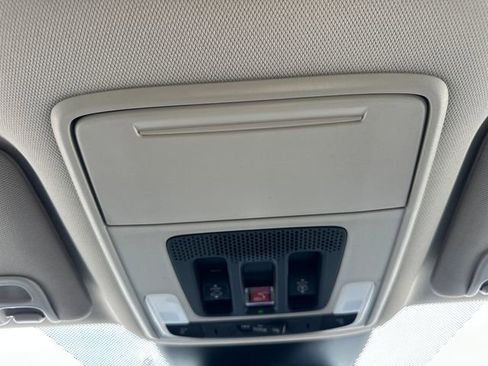 New 2026 Honda Pilot Touring image 32