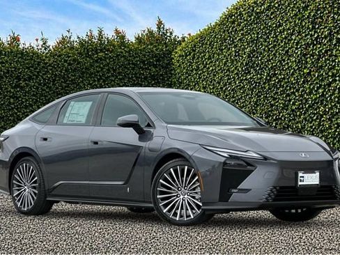 New 2026 Lexus ES 350e FWD image 2