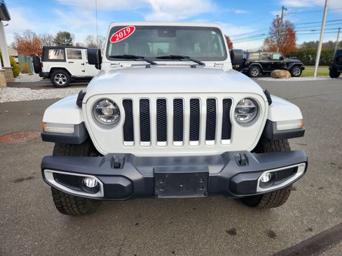 Used 2019 Jeep Wrangler Unlimited Sahara w/ Dual Top Group image 20