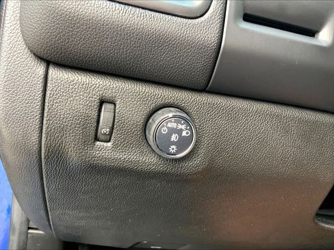 Used 2019 Chevrolet Colorado LT w/ LT Convenience Package RWD image 32