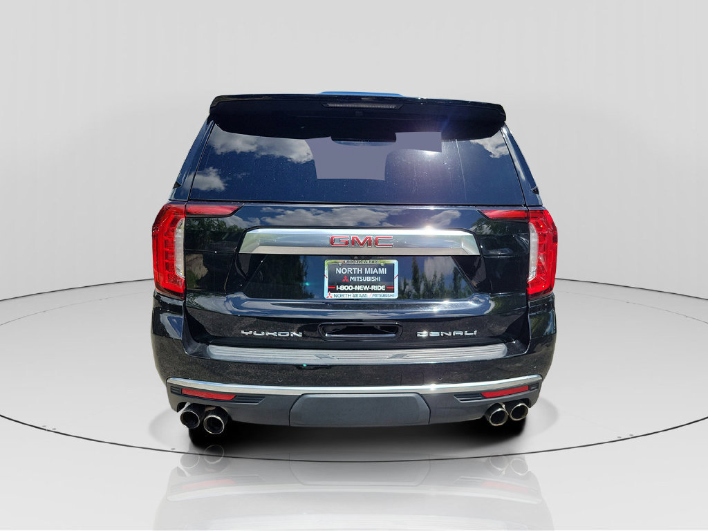 Used 2022 GMC Yukon Denali w/ Denali Premium Package AWD/4WD image 6