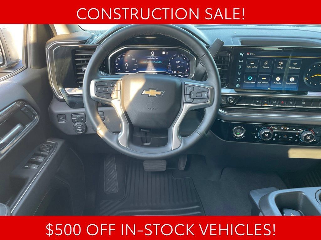 Used 2023 Chevrolet Silverado 1500 LT AWD/4WD image 12