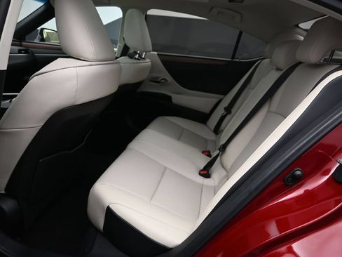 Used 2025 Lexus ES 350 w/ Premium Package FWD image 13