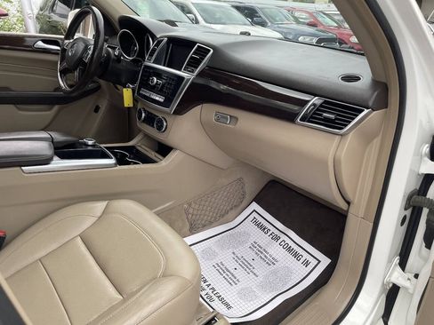 Used 2014 Mercedes-Benz ML 350 4MATIC image 29