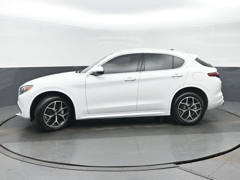 Used 2021 Alfa Romeo Stelvio Ti image 6