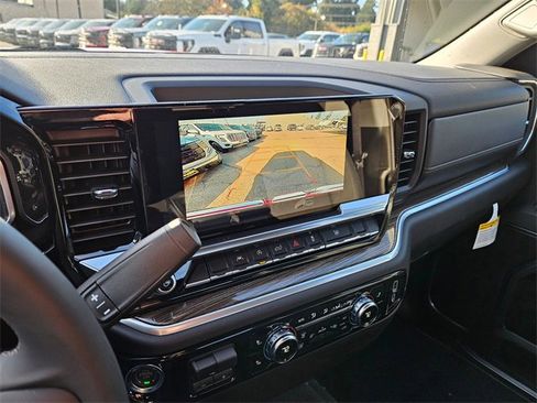 New 2026 GMC Sierra 1500 Elevation image 25